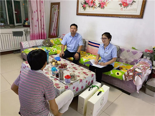 邹平农商银行大由分理处开展全员家访活动