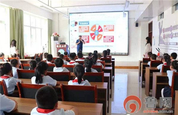 德州市妇联家课堂儿童安全教育体验活动走进杨庄小学