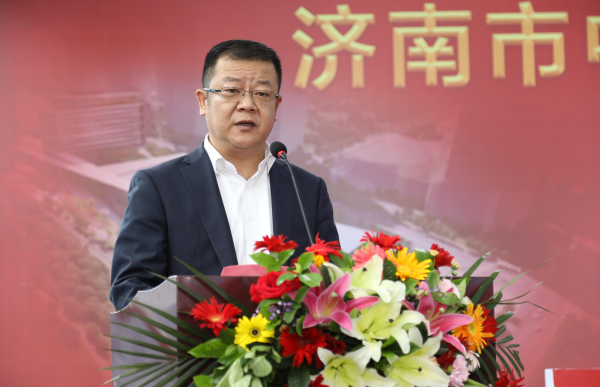 最新动态济南市中心医院东院区项目国际医疗中心封顶