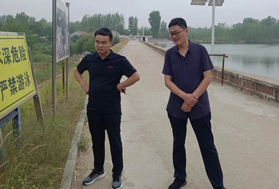 莒南县团林镇党委副书记镇长朱泉城督导未成年人防溺水工作