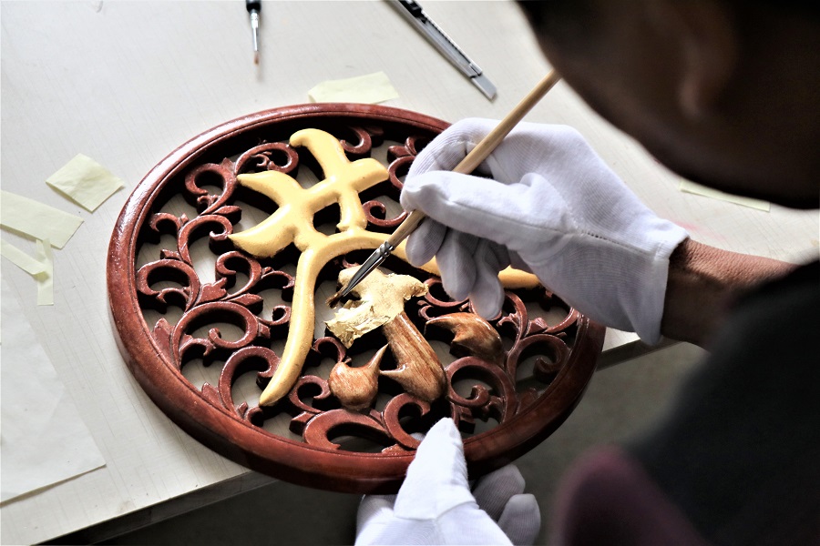宁阳安氏贴金用非遗技艺为传统文化贴金