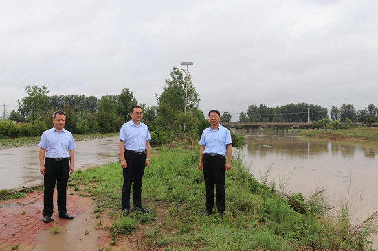 有备无患,安全度汛| 武传亮,黄志忠到莒南县石莲子镇督导防汛工作
