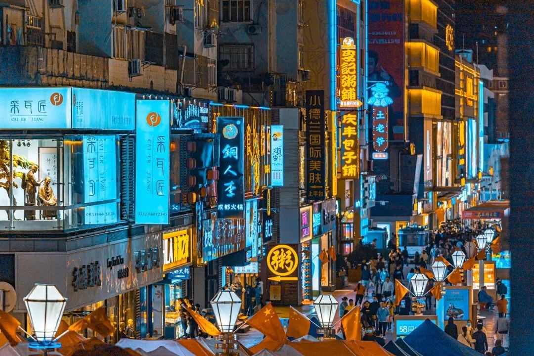 活力市北丨百年商圈蝶变重生 台东步行街升级工程全速推