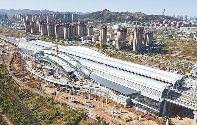 济莱高铁最大"中间站"启动外装施工