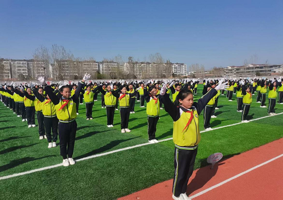 莒南县团林镇中心小学举行广播体操比赛