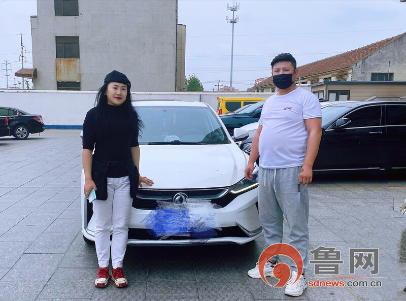 烟台莱州网约车司机拾金不昧暖人心平凡岗位彰显正能量