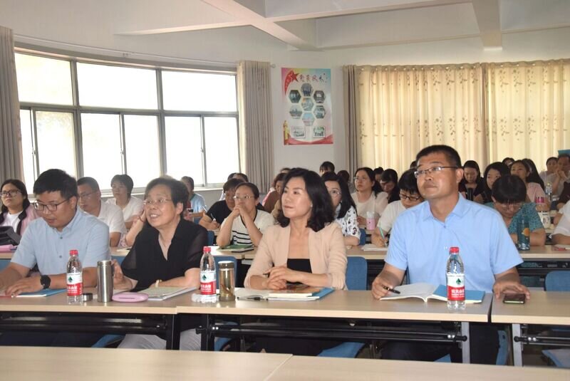 聯合教研共促成長東營市勝利第四小學東營市春暉小學石大附小聯合教研