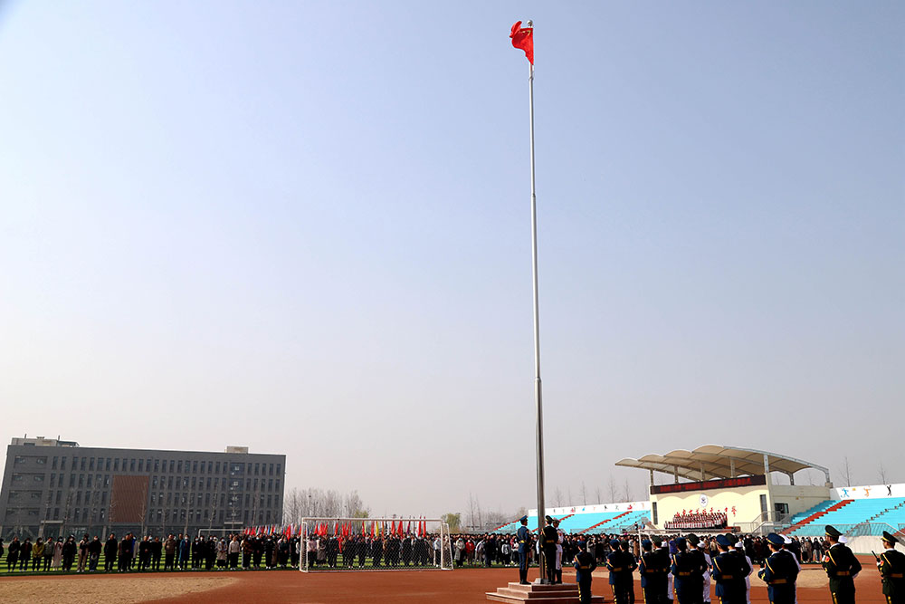 日照市莒县第二中学举行书香校园翰墨青春主题升旗仪式