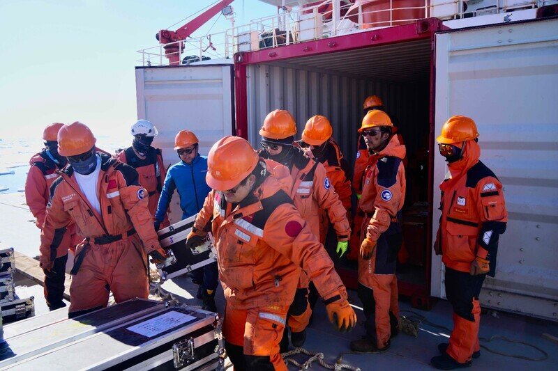 祝凯旋中国第40次南极考察内陆队出征