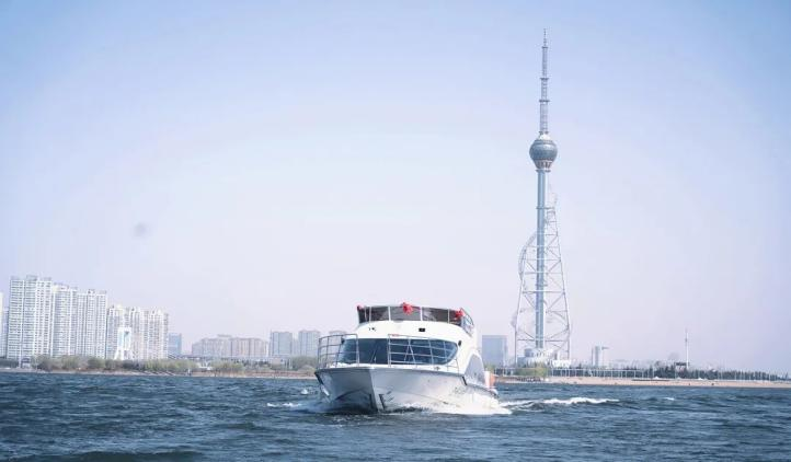 我在船上看家乡3月23日试运行水韵琅琊水上观光游船快艇沂河启航