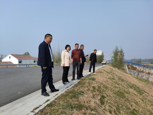 济宁市微山县南阳镇部门联动扎实推进河湖岸线整治行动