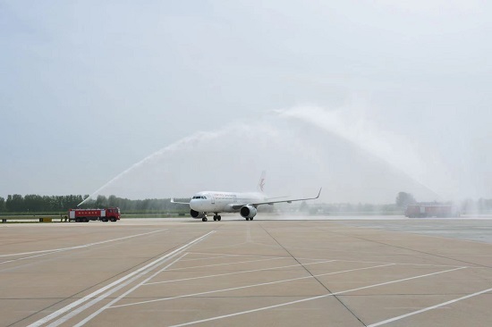 临沂机场"烟台=临沂=香港"航线成功首航! - 鲁网 · 临沂 - 山东新闻