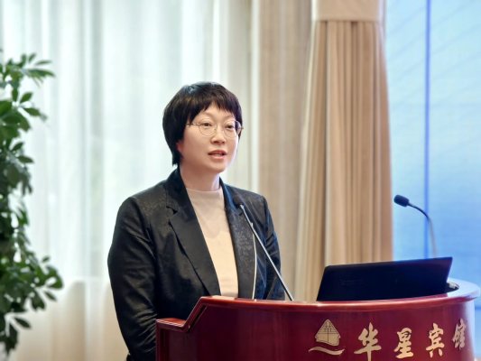 顶尖团队 全心奉献——"北京同仁眼科专家走基层山东