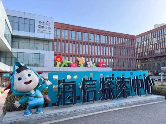 902ed21df49364c0dd602011850de81e