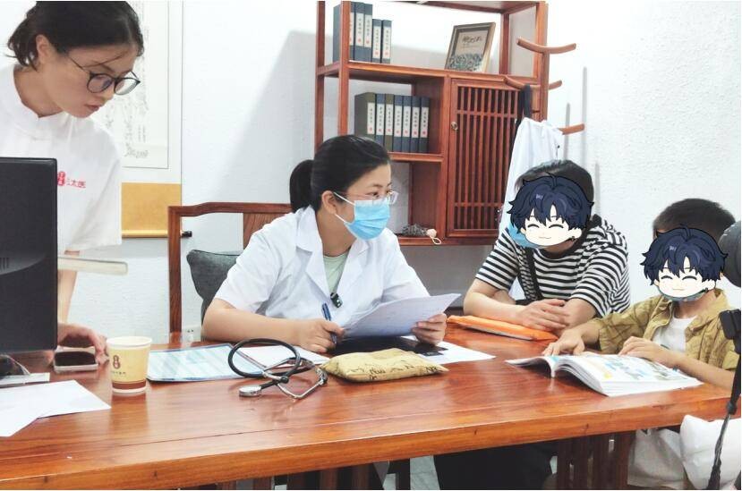 儿科主任李欣：中医管理身高，助力想长高的孩子摆脱矮小！