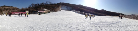 滑雪场全景