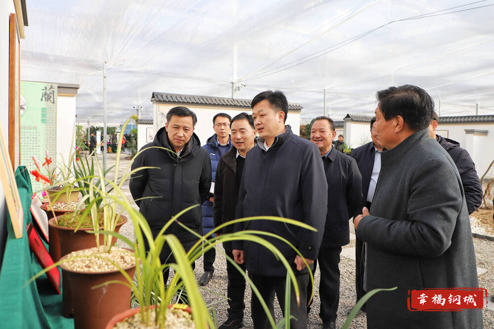 济南市钢城区：程学锋到辛庄街道调研重点项目建设、乡村振兴、砂石资源管理等工作