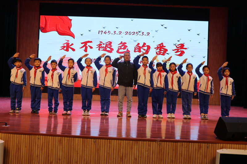 —东营市东营区实验小学开展爱国主义教育活动