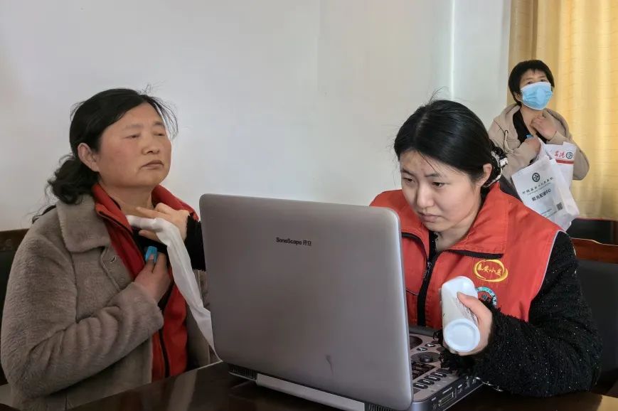 凝聚巾帼力量 共谱健康新篇——宁阳县第一人民医院开展科普义诊活动