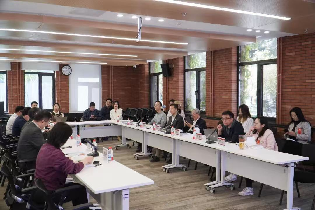 《水木烙印》（修订版）新书发布会  暨清华文化传播研讨会在清华大学举行