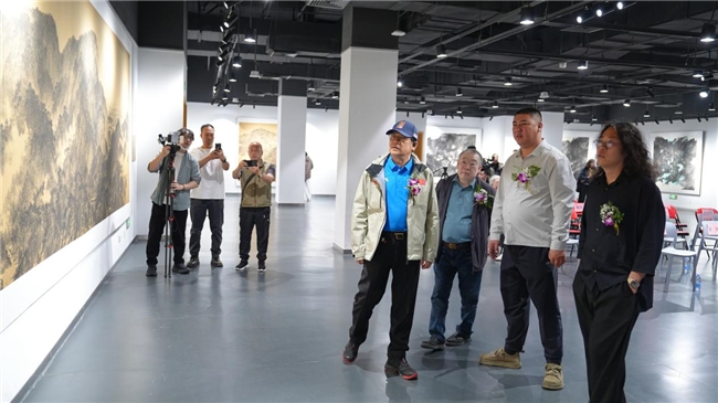 师出同门——段金拾、胡思然联展在北京举行