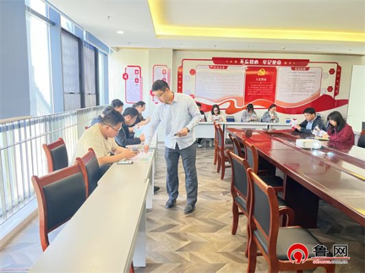 开展“防非宣传进机关”专项行动1