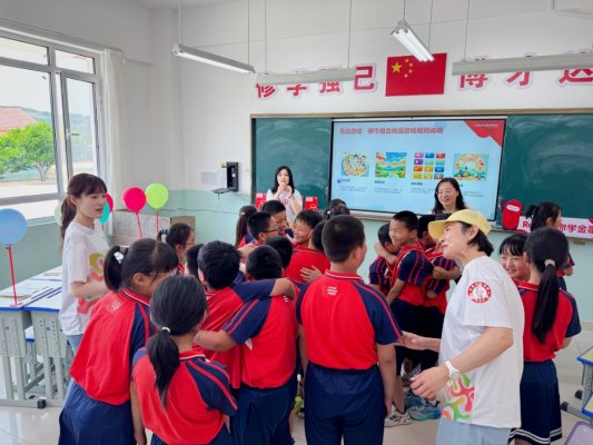 深化金融教育 共筑诚信校园——浙商银行济南分行“金融知识万里行”进山区课堂显成效