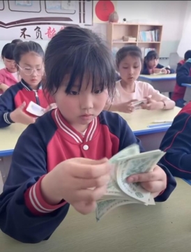 深化金融教育 共筑诚信校园——浙商银行济南分行“金融知识万里行”进山区课堂显成效
