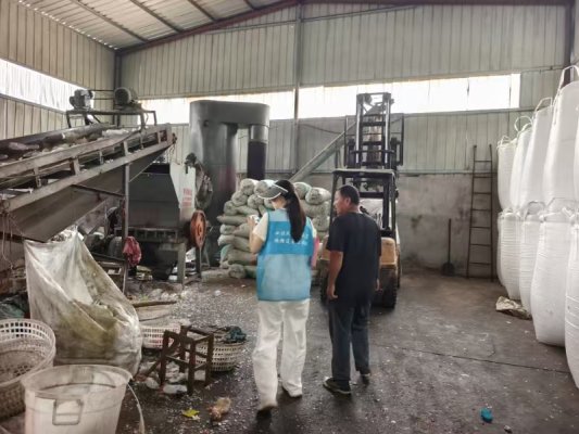 98785aa86c21619242d14f373572a860