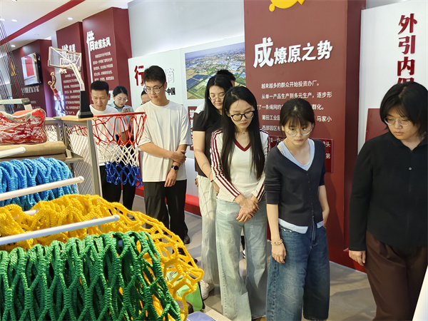 惠民县麻店镇组织年轻干部开展对标学习活动