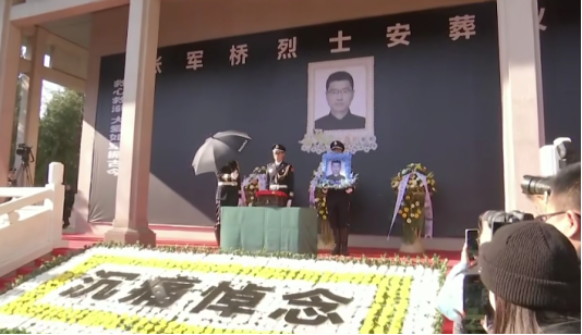 55b7d20def50aab0b519fd23ea11242b