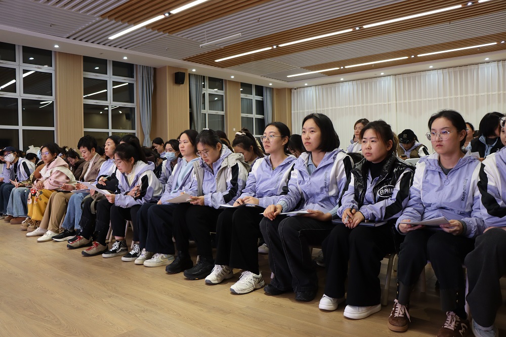 济南市历下区第三实验幼儿园工会换届大会顺利召开