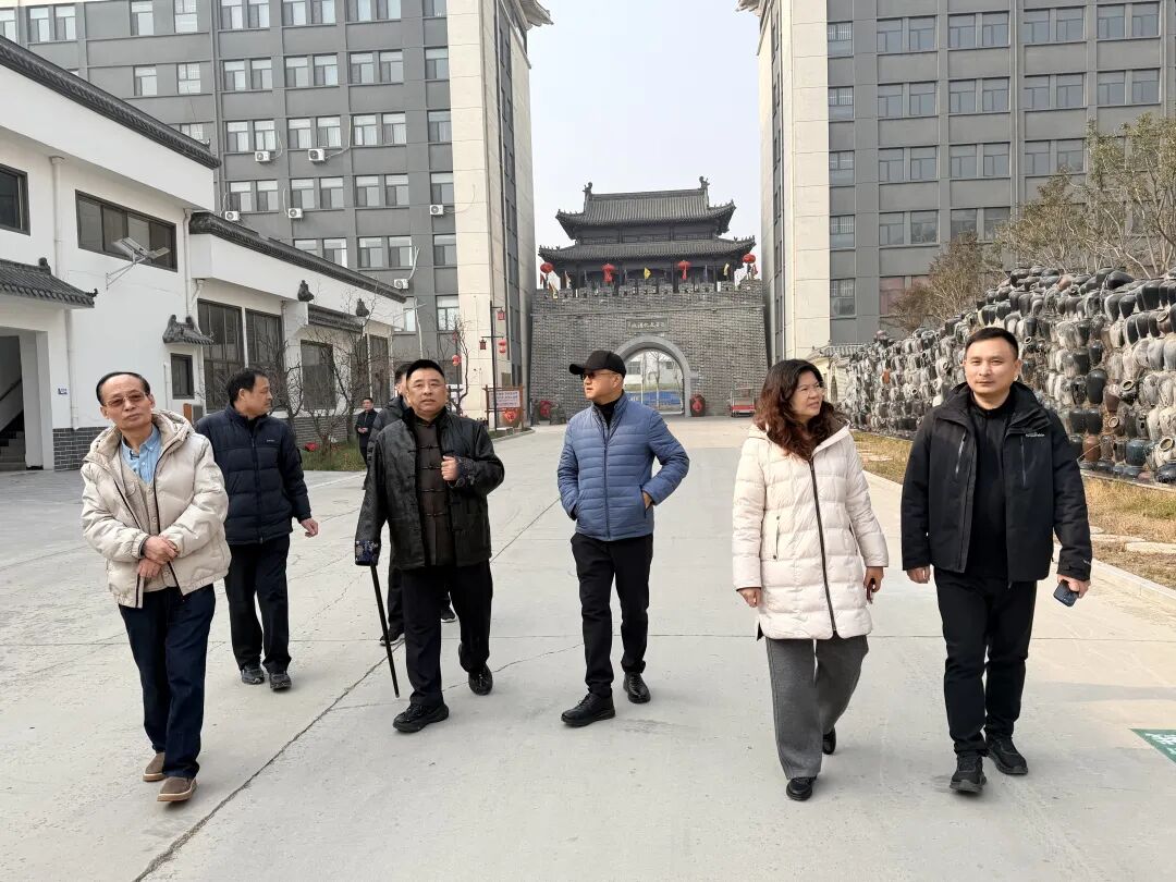 山东省商务厅、省老字号企业协会到孔子酒业参观调研