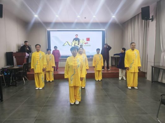 0c4334f6d9b661033f8fe534974918d8