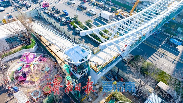 项目强省会｜配备直梯！印象济南旁人行天桥加速建设，缓解拥堵指日可待