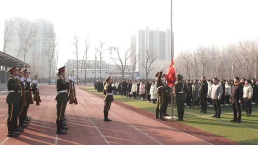 淄博六中举行第六届“校长杯”校园足球联赛颁奖仪式