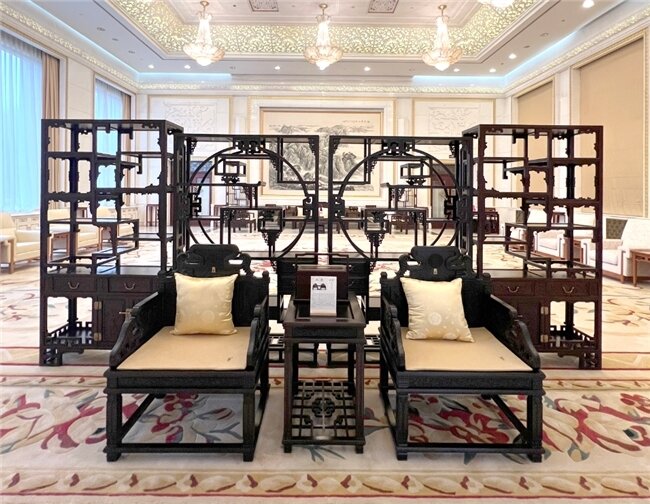 圆明园古典家具入驻国管局中国礼物会客厅