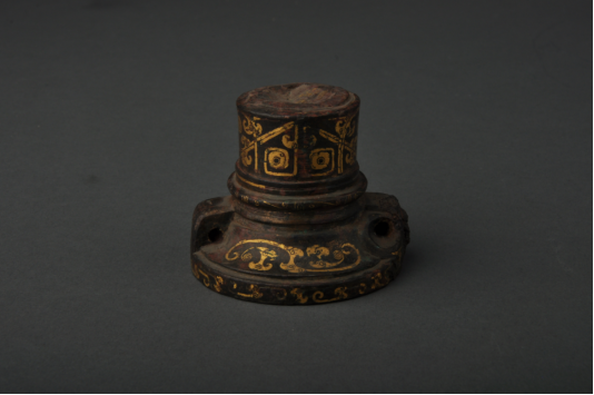 西汉青铜错金银云纹车軎（长清区博物馆藏）