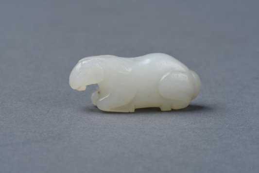 2.2.02073宋卧马玉坠