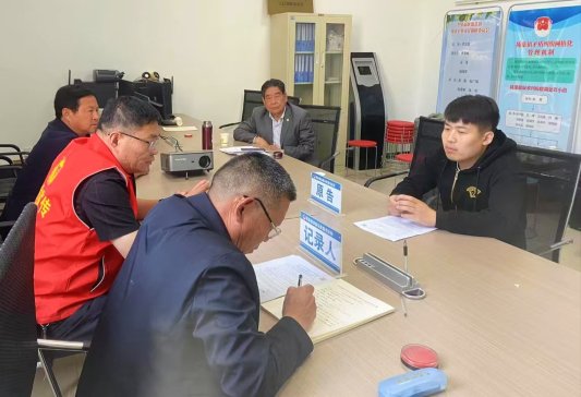 02b74a5a0e6d761f336d53a8199ff173