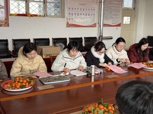 教师代表刘玲玲老师发言