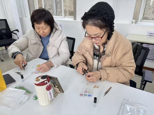 e88591d6dcc5a094bdf7206f51a256bf