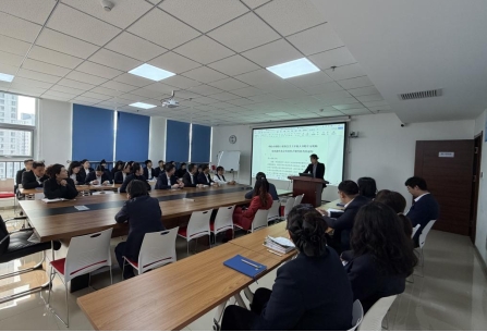 5b8ffd173287e407434ed167ad380279