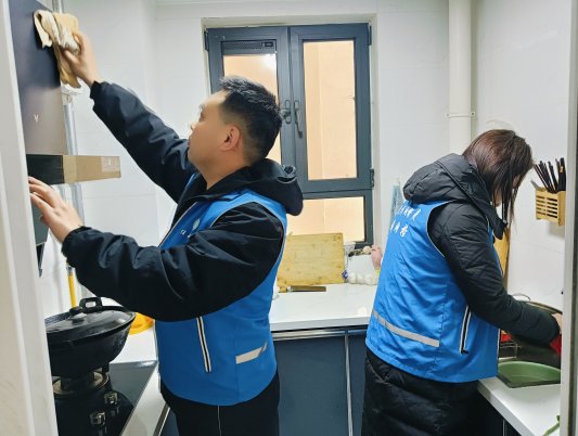 12f084e9d5a99ed739f403453f4199ec