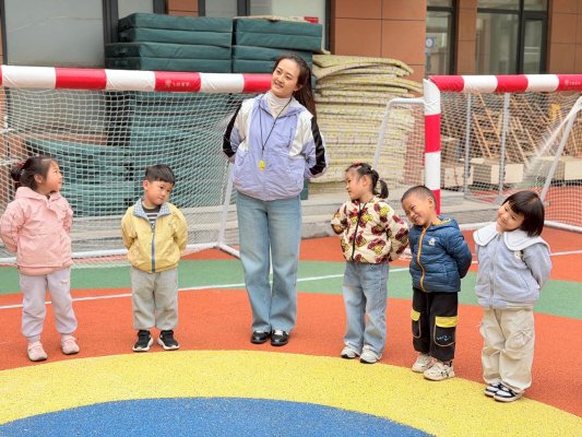 7F7245E314BFFECC0A9A7DAD772677B9