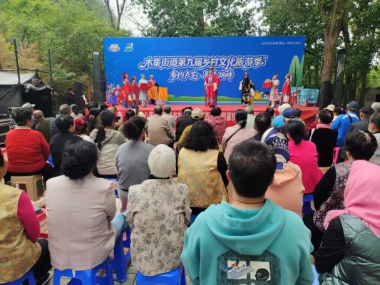 寻梦湖畔享惬意 古村焕彩迎客来