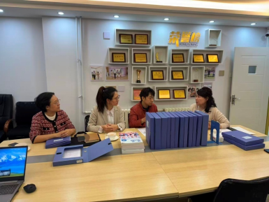 市北区委编办“送证上门+政策速递”双轨并行
