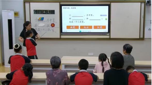 聊城市东昌府区特教中心开展生活语文同课异构教研
