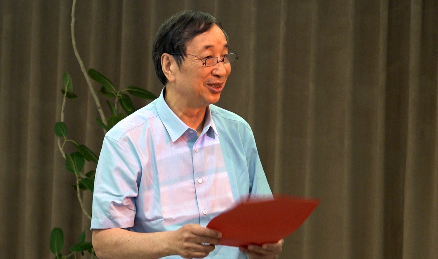 1783648629582897.jpg 中医药治糖全产业链项目落地秦皇岛 “华氏疗法”呈瑞,强强联合构筑康养高地 ——美城集团与传遇喜中药股份公司签署战略合作框架协议