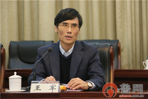 副总裁张兆俊,山东西进股权投资基金管理有限公司总经理王军等一行